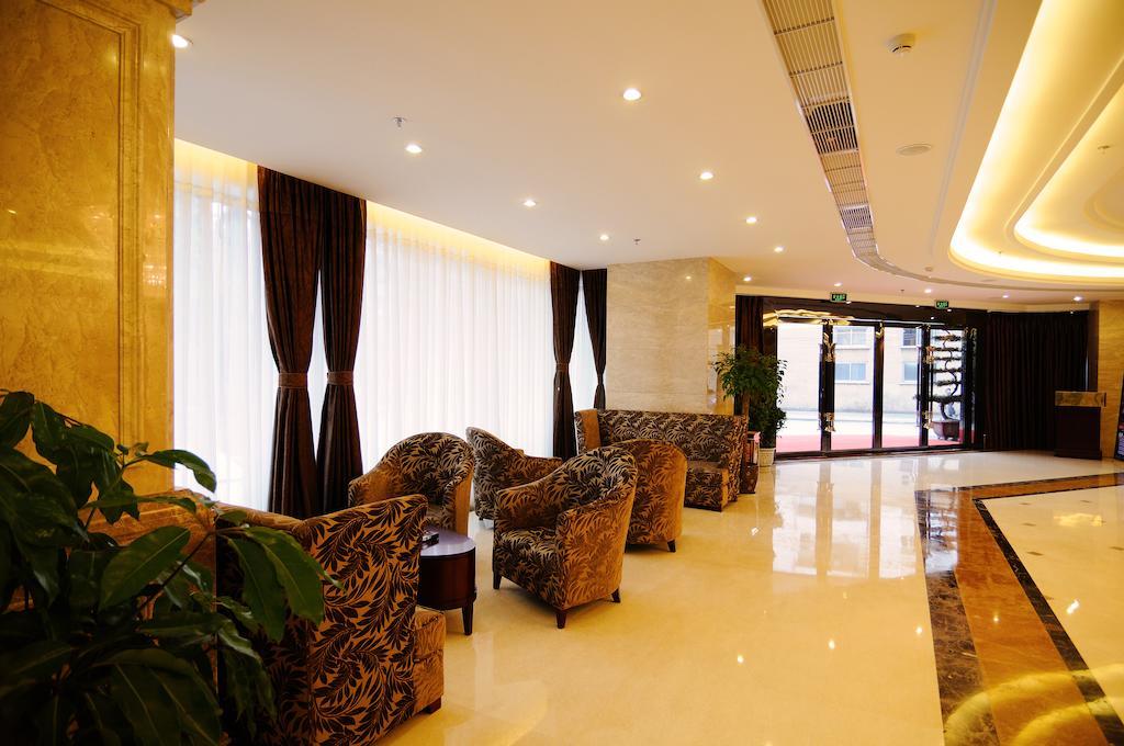 צ'נגדו Forstar Hotel - North Renmin Road מראה חיצוני תמונה